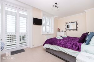 Photo 17- click for photo gallery